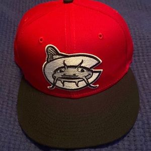 Minor league North Carolina mud cat fitted hat       size 7 3/8